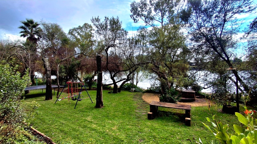 Commercial Property for Sale in Willow Grange Free State